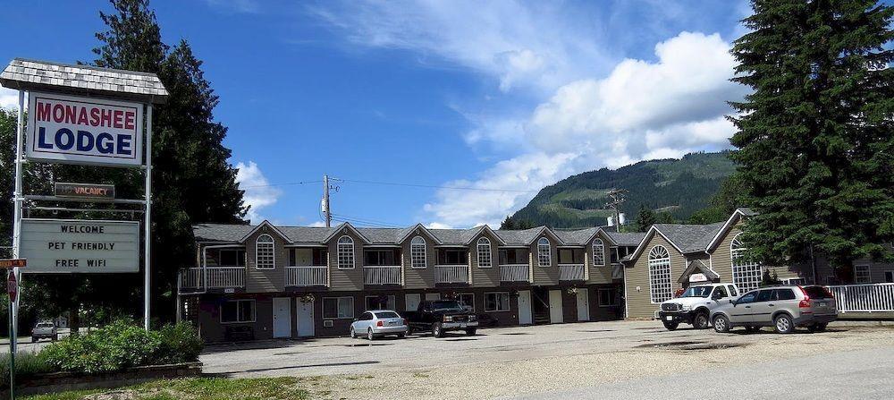 Monashee Lodge Revelstoke Eksteriør billede